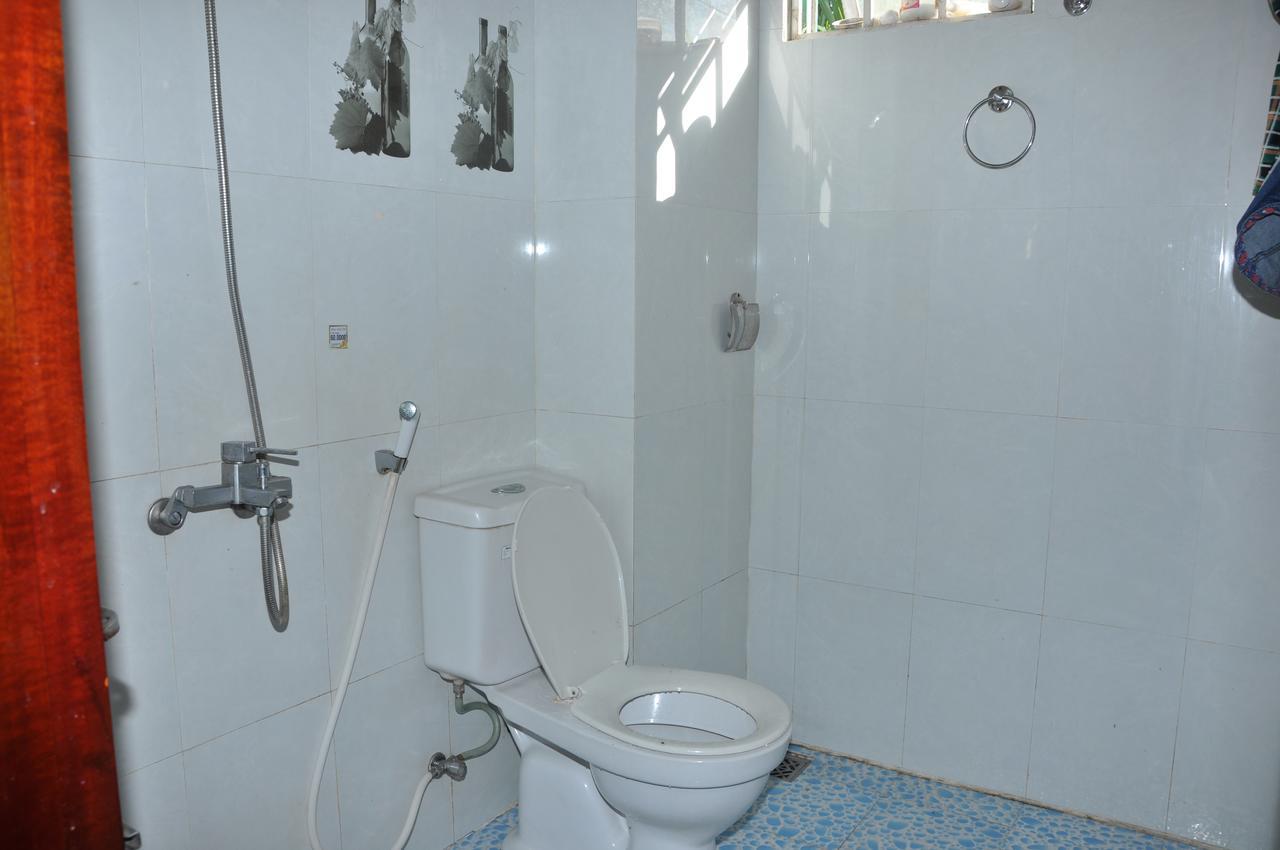 Queen Homestay Hue Exteriör bild