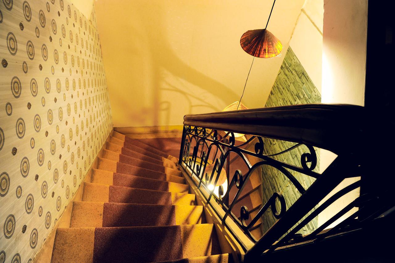 Queen Homestay Hue Exteriör bild
