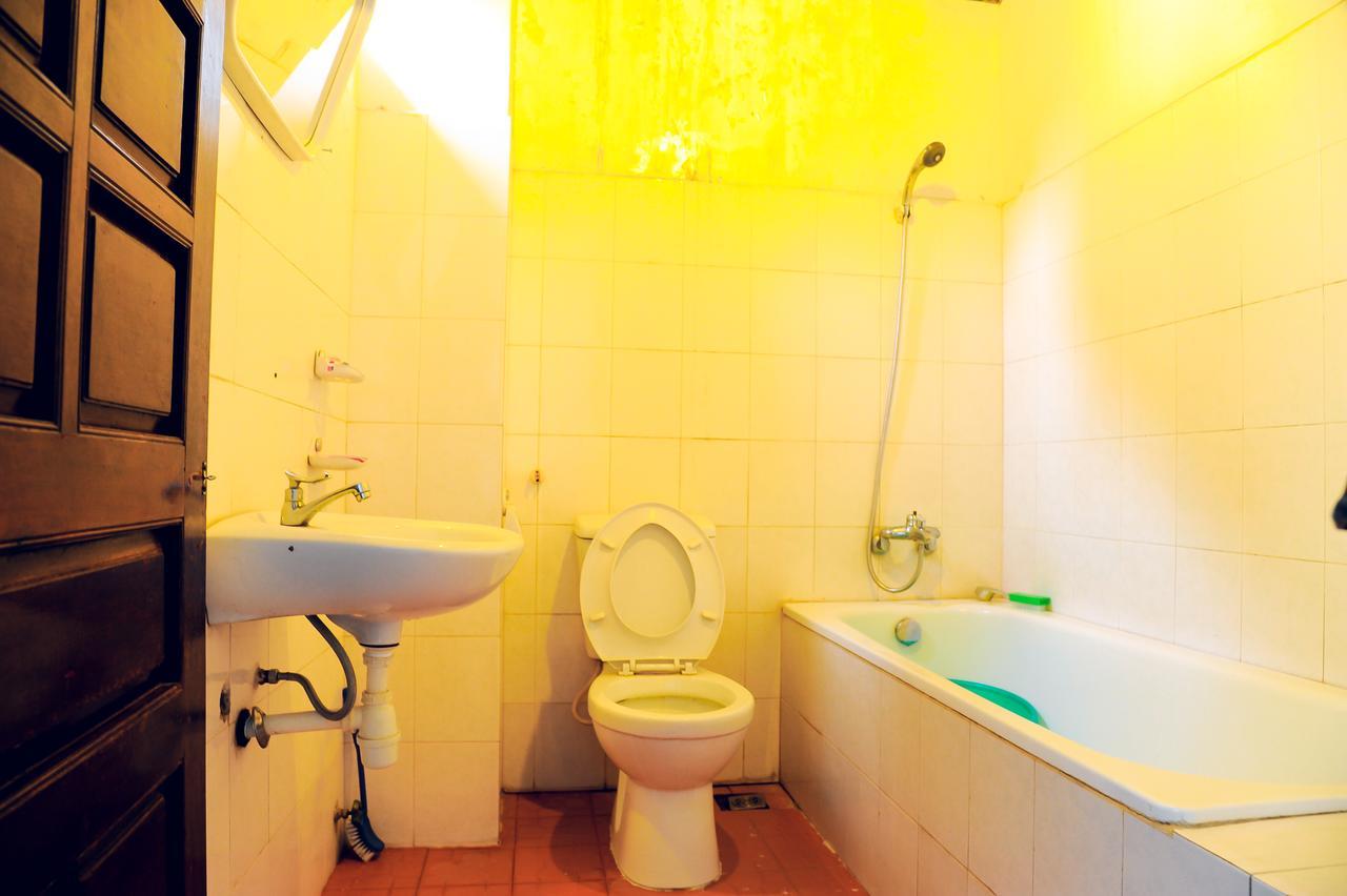 Queen Homestay Hue Exteriör bild